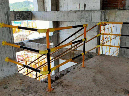 工(gōng)地樓梯扶手